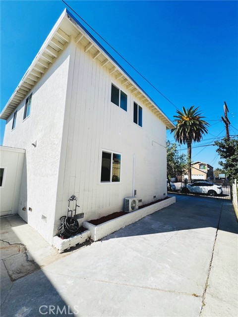 MLS #OC25234956 image #6