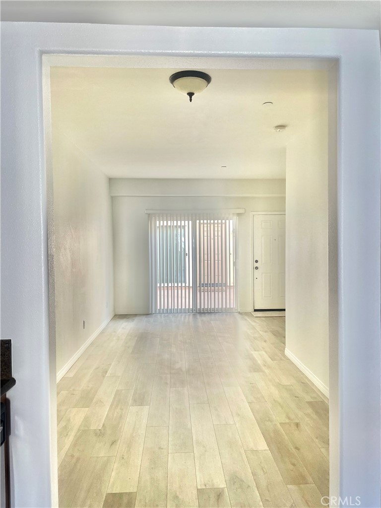 MLS #OC25234964 image #15