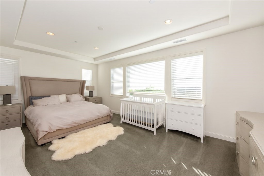 MLS #OC25235019 image #11