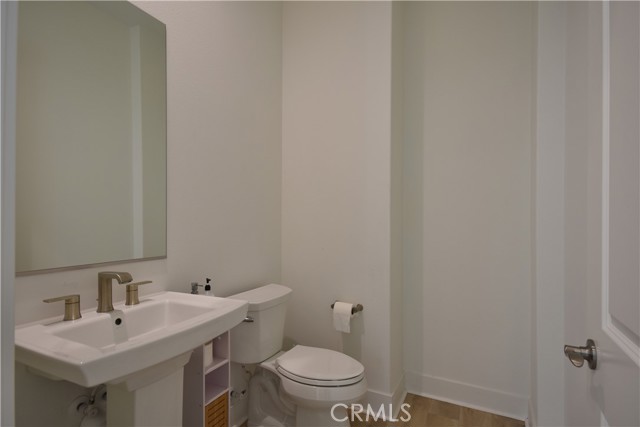 MLS #OC25235047 image #23