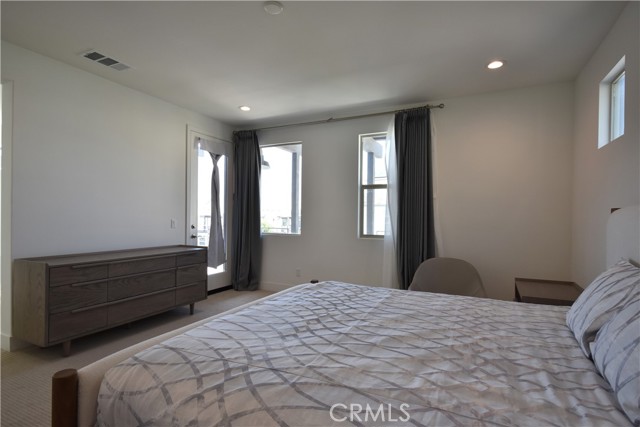 MLS #OC25235047 image #41