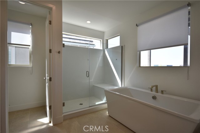 MLS #OC25235047 image #50