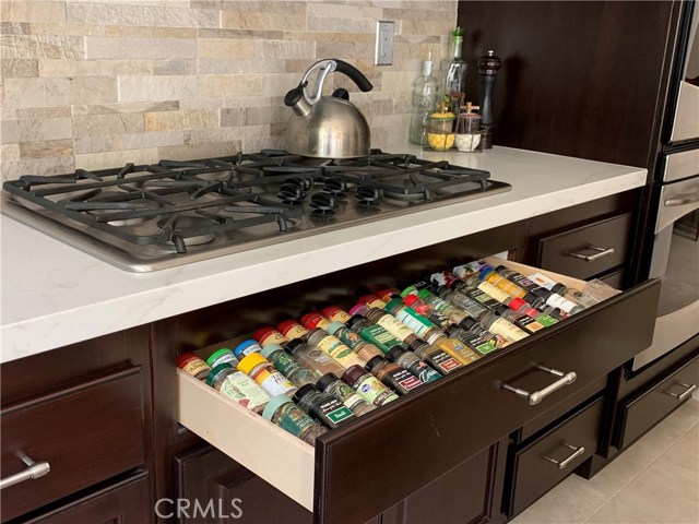 MLS #OC25235050 image #10