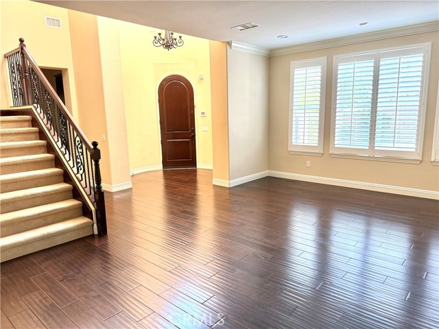 MLS #OC25235050 image #19