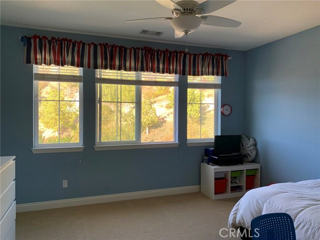 MLS #OC25235050 image #33