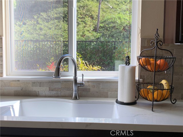 MLS #OC25235050 image #9