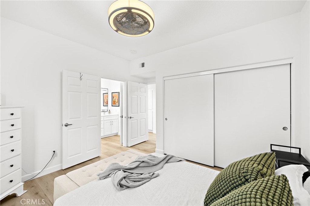 MLS #OC25235109 image #14