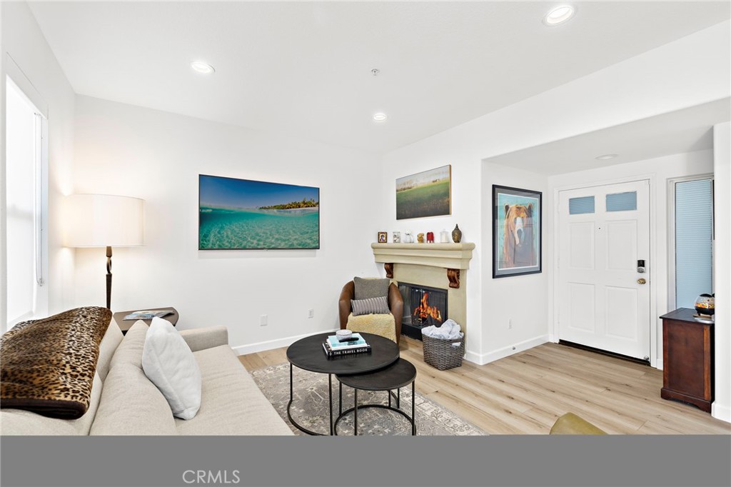 MLS #OC25235109 image #6