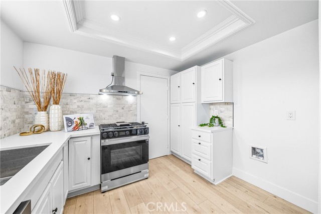 MLS #OC25235173 image #9