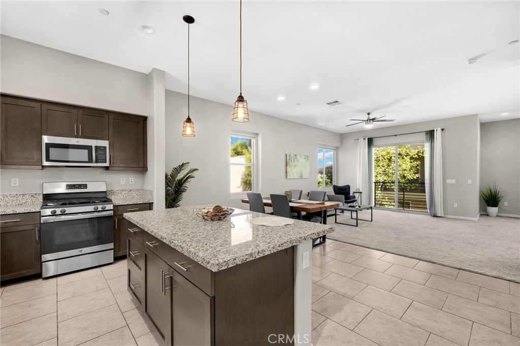 MLS #OC25235222 image #11