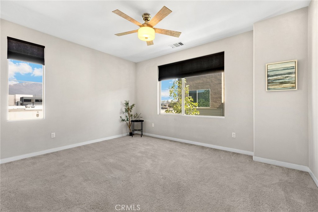 MLS #OC25235222 image #22