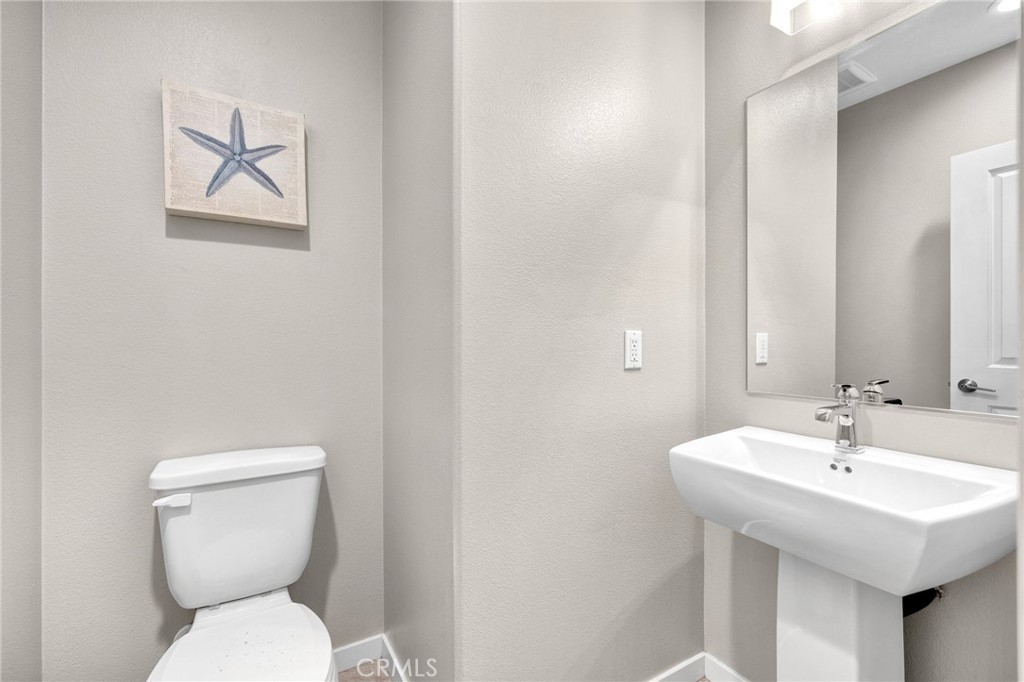 MLS #OC25235222 image #27