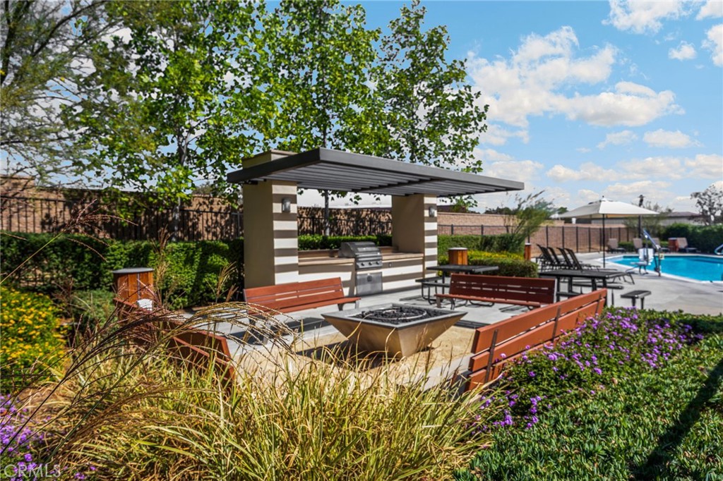 MLS #OC25235222 image #3