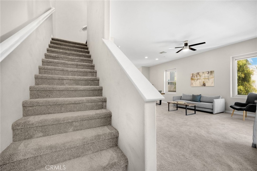 MLS #OC25235222 image #38