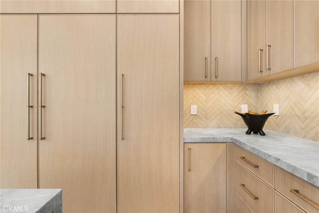 MLS #OC25235247 image #16