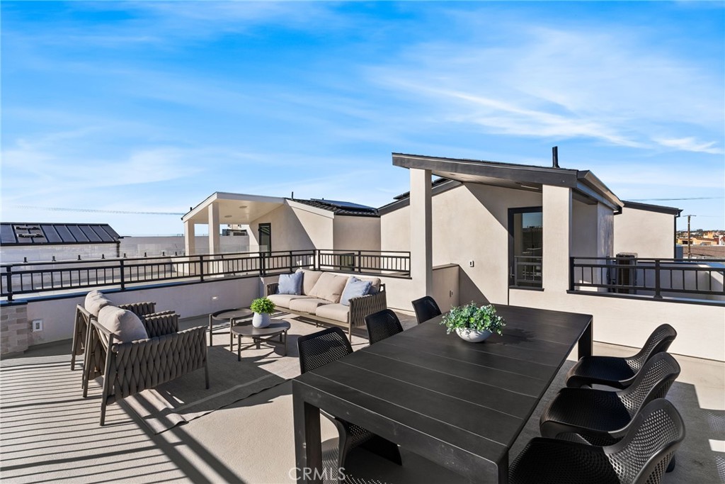 MLS #OC25235247 image #40