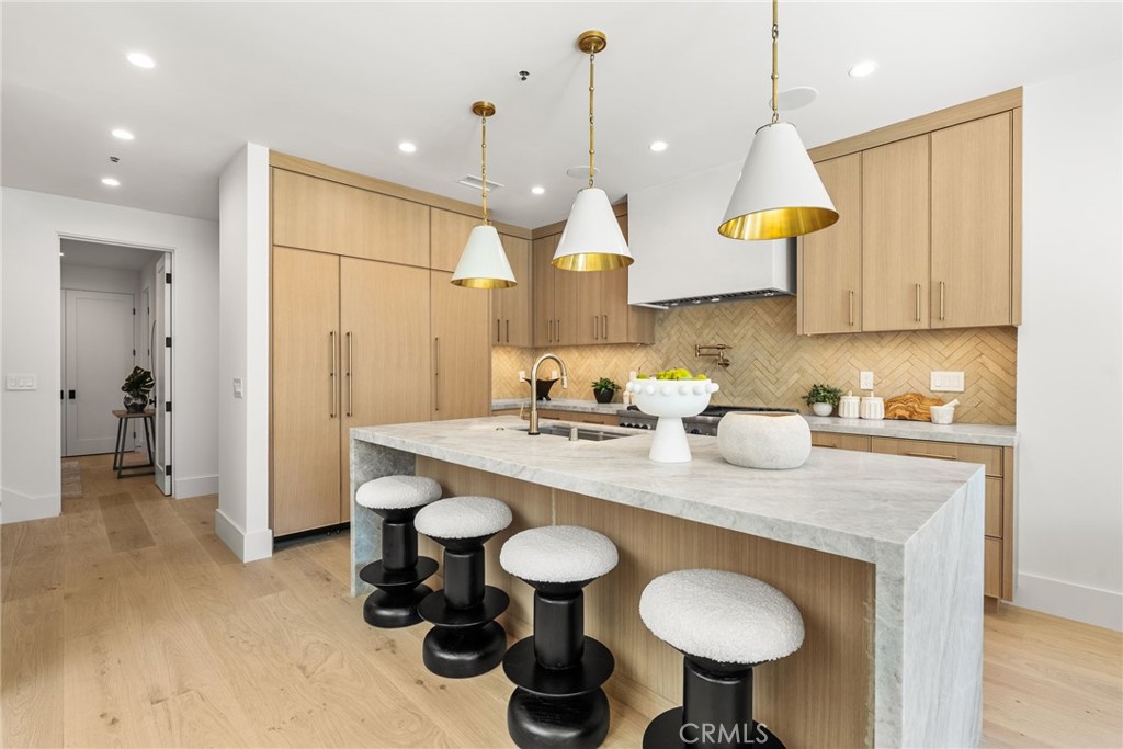 MLS #OC25235247 image #9