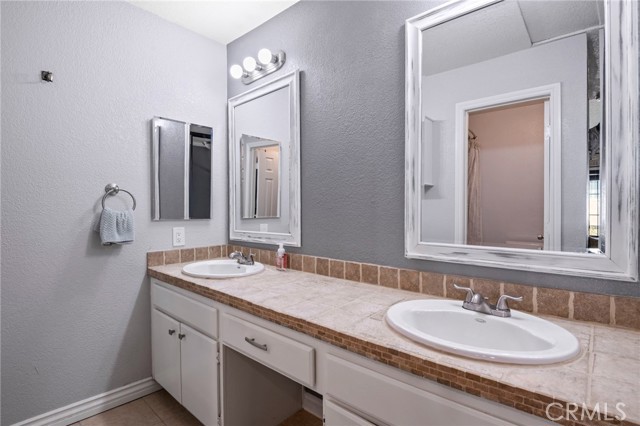 MLS #OC25235269 image #13