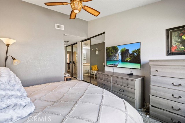 MLS #OC25235269 image #16