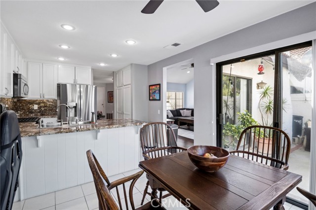 MLS #OC25235269 image #9