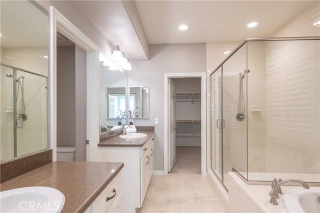 MLS #OC25235349 image #13