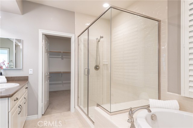 MLS #OC25235349 image #14