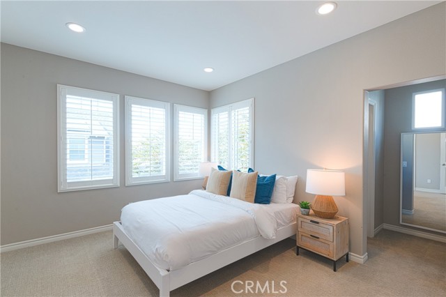 MLS #OC25235349 image #28