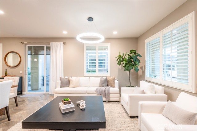 MLS #OC25235349 image #31