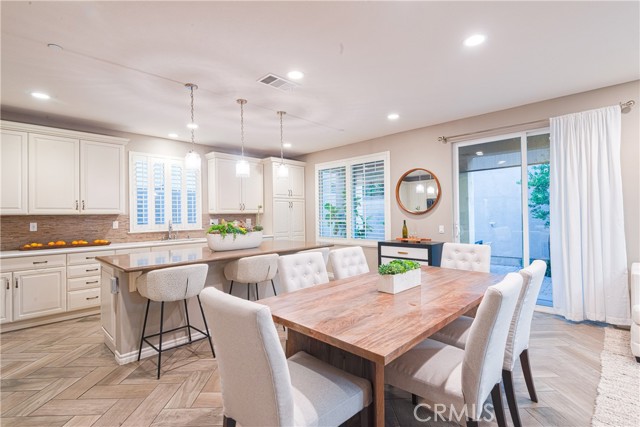 MLS #OC25235349 image #32