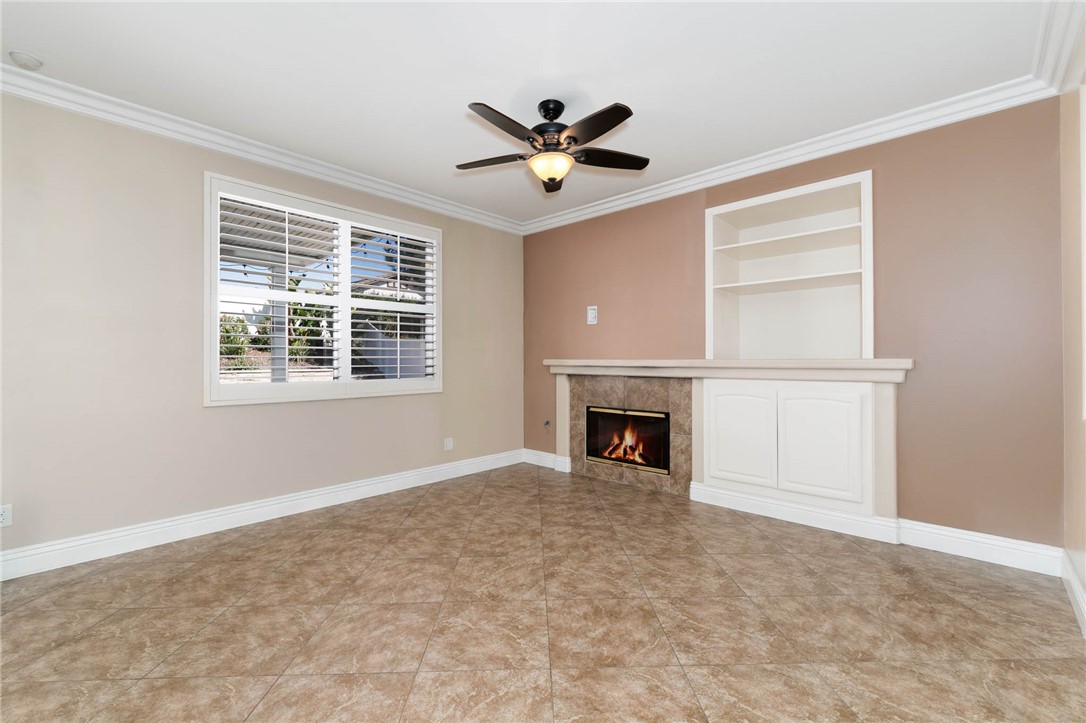 MLS #OC25235372 image #17