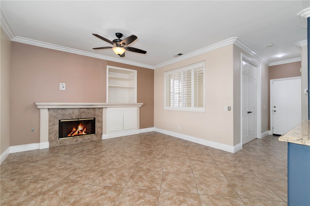 MLS #OC25235372 image #18