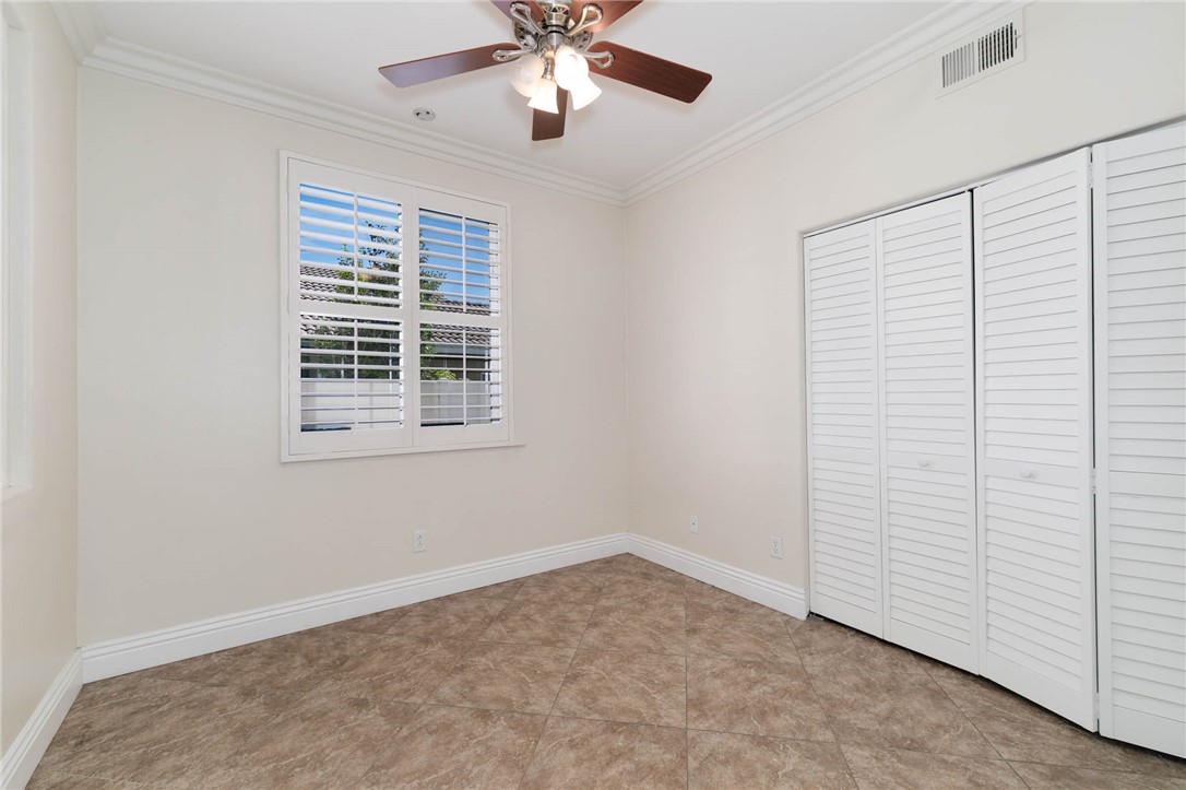 MLS #OC25235372 image #20