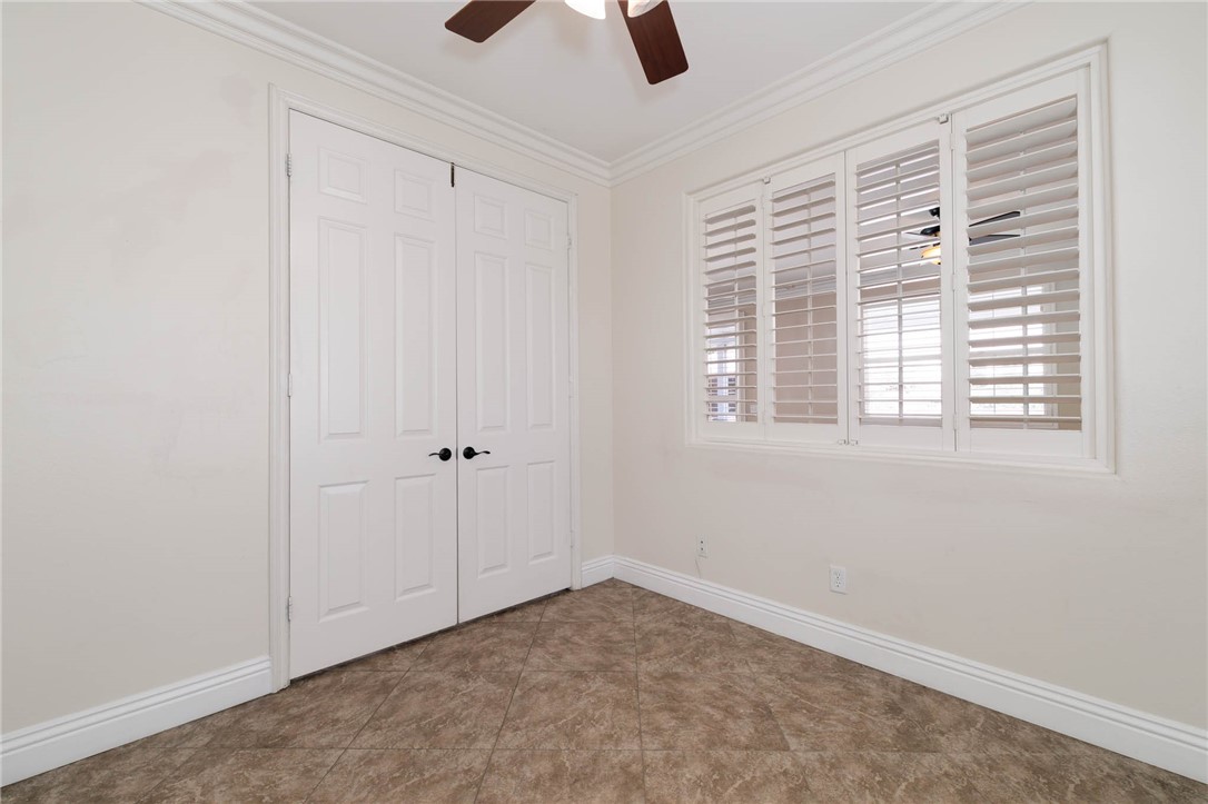 MLS #OC25235372 image #21