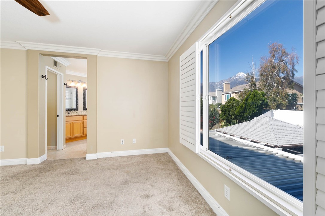 MLS #OC25235372 image #3