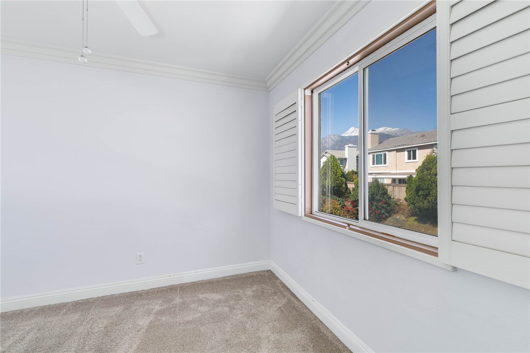 MLS #OC25235372 image #5