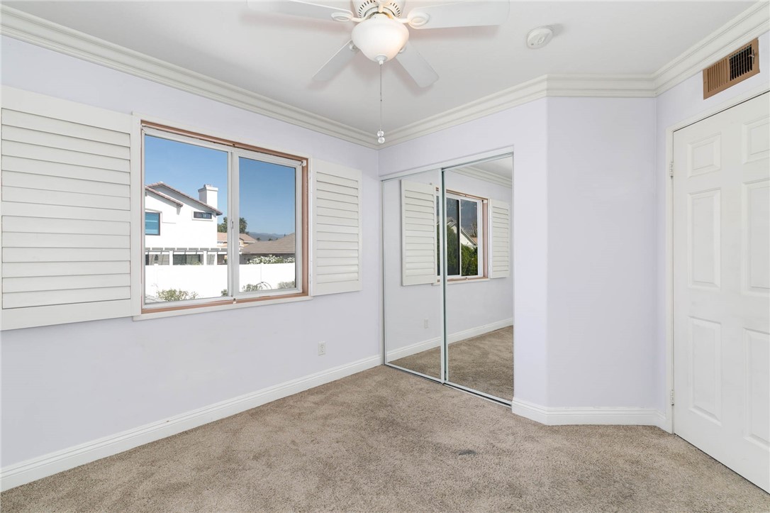 MLS #OC25235372 image #6