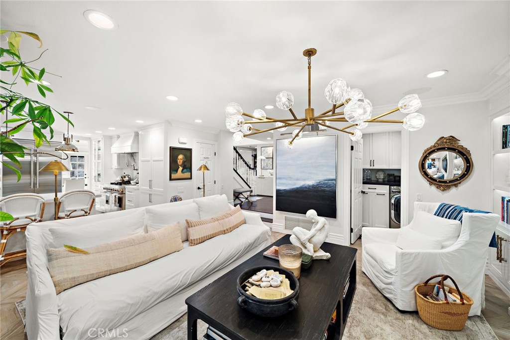 MLS #OC25235390 image #12