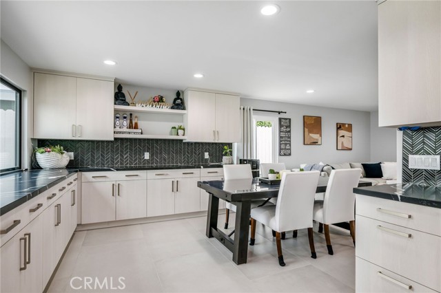 MLS #OC25235397 image #12