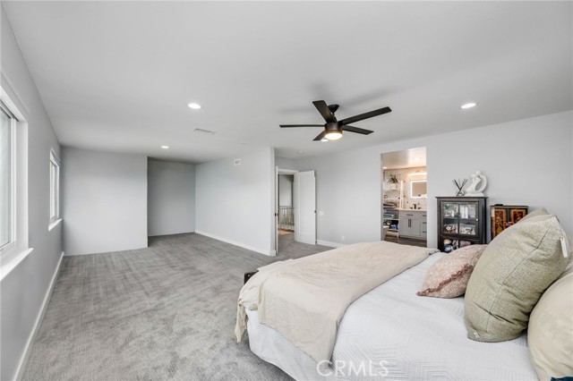 MLS #OC25235397 image #15