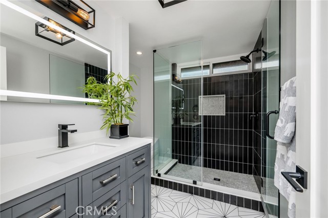 MLS #OC25235397 image #22