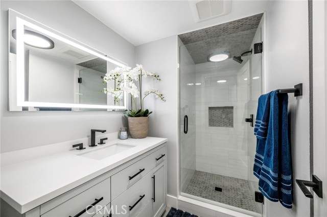 MLS #OC25235397 image #26