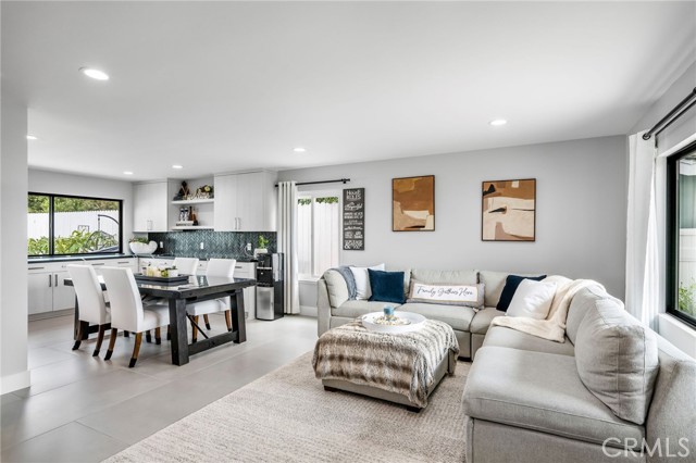 MLS #OC25235397 image #5