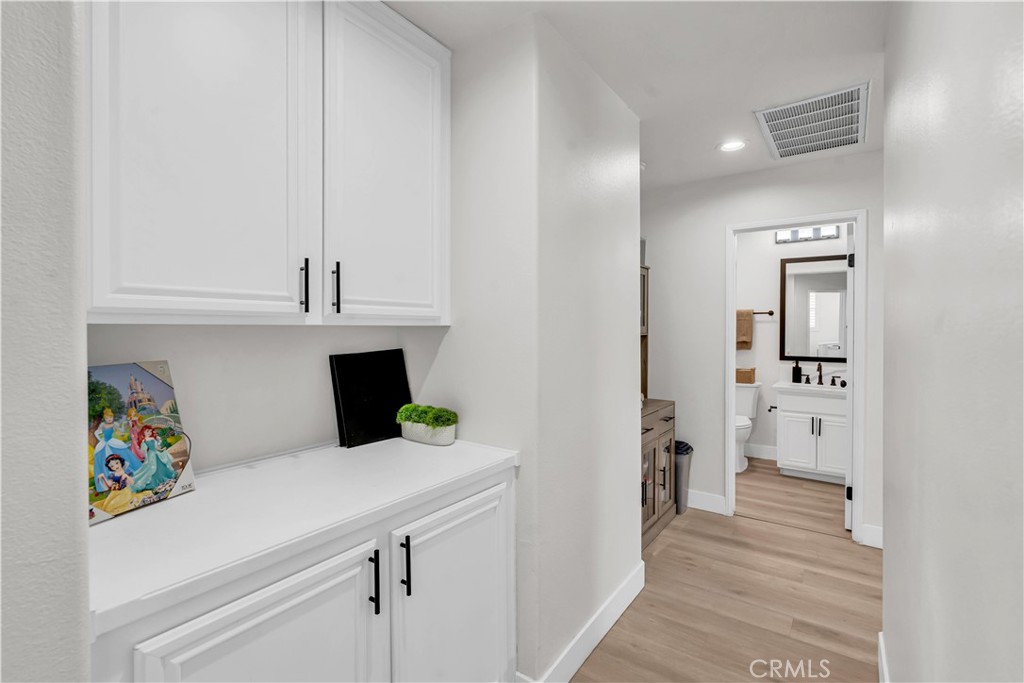 MLS #OC25235474 image #11