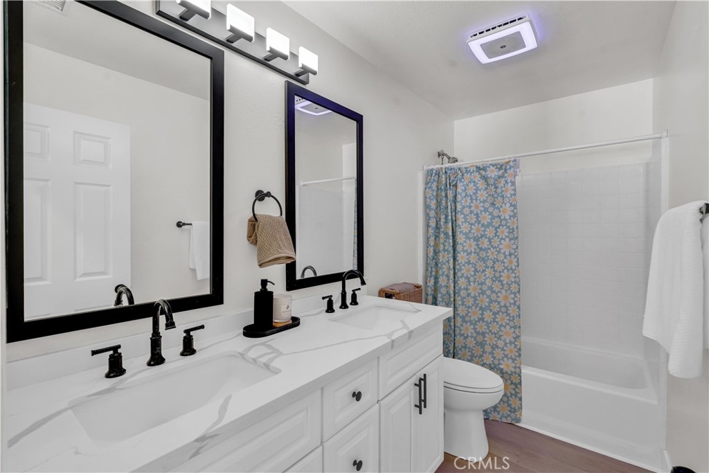 MLS #OC25235474 image #18