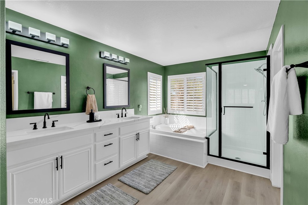 MLS #OC25235474 image #24