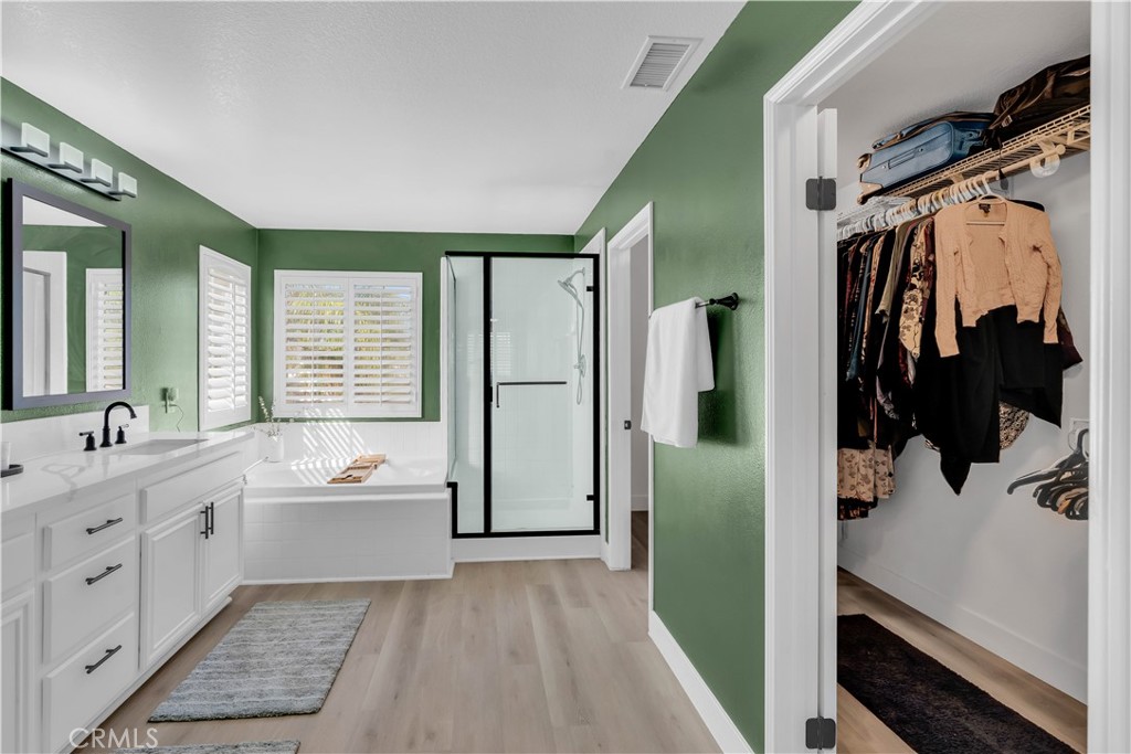 MLS #OC25235474 image #25