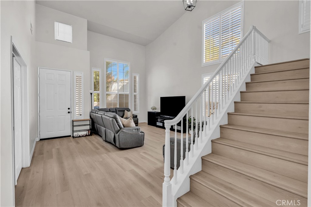 MLS #OC25235474 image #6