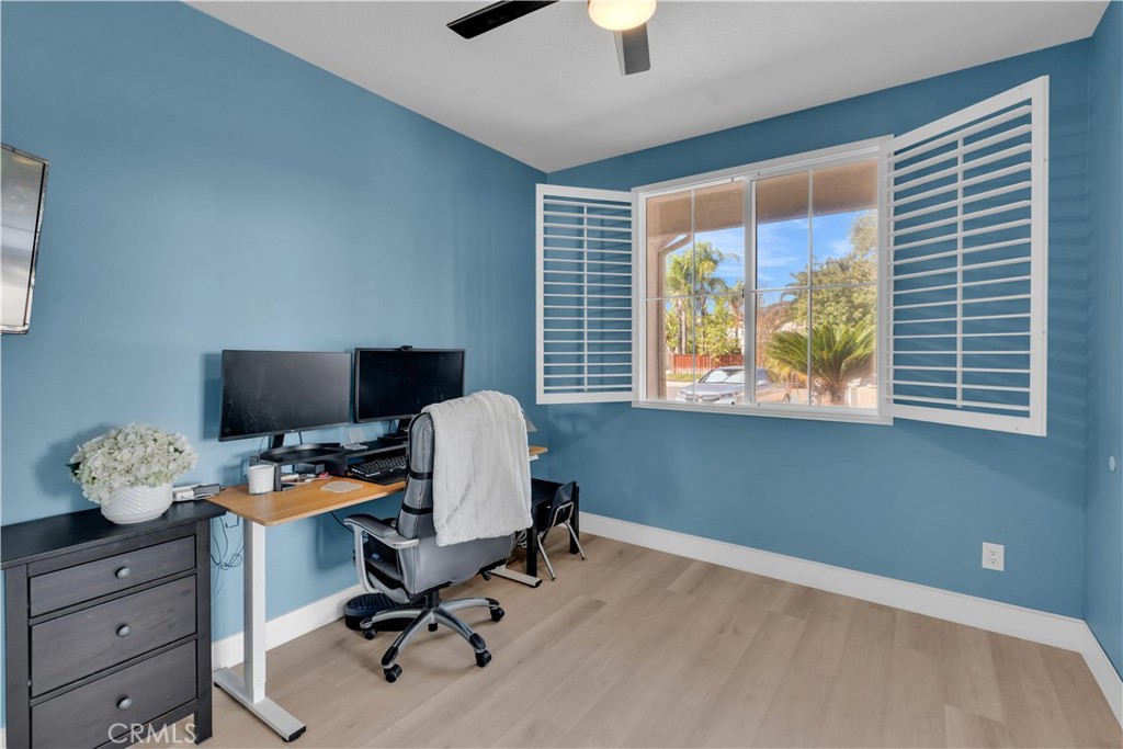 MLS #OC25235474 image #9