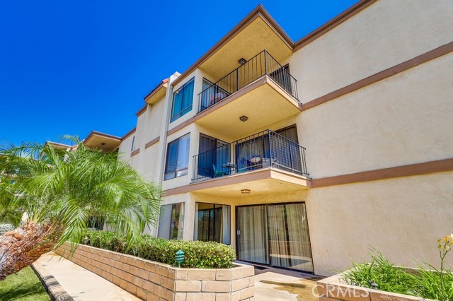 MLS #OC25235493 image #28