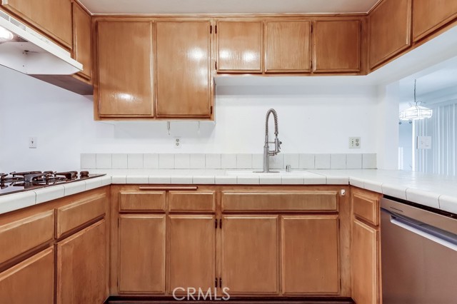 MLS #OC25235493 image #5